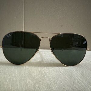 Ray-Ban Aviator Sunglasses - Gold Frame with Dark Lenses